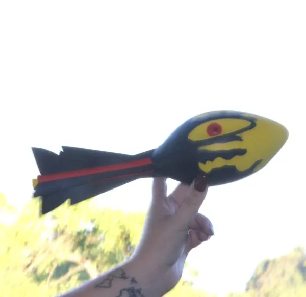 Pfeifender Raketenball