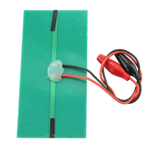Solarzelle mit Krokoklemmen 150 mA – 5V